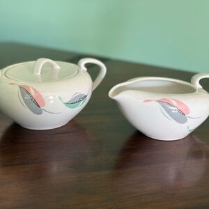 Chic Vintage Kokura Fairwin White and Pink Creamer and Sugar Bowl with Lid
